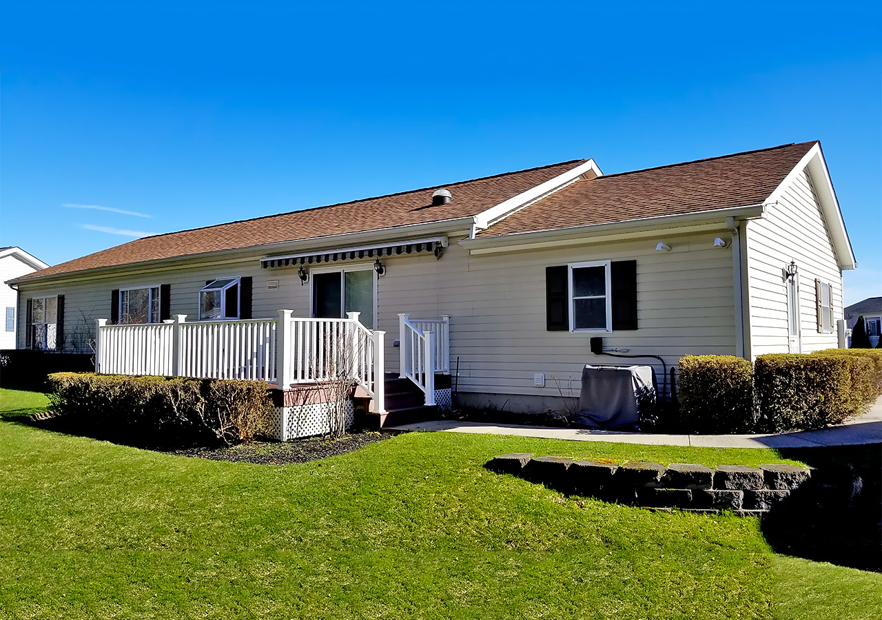 1407-237 Middle Rd Unit #237 | Hometown America